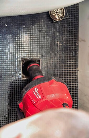 https://coogeeblockeddrains.com.au/uploads/2025/07/blocked-shower-drains-49713.jpg
