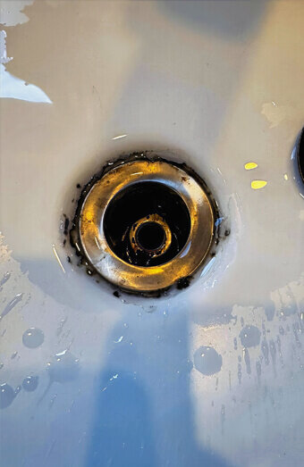 https://coogeeblockeddrains.com.au/uploads/2025/07/blocked-sink-21497.jpg